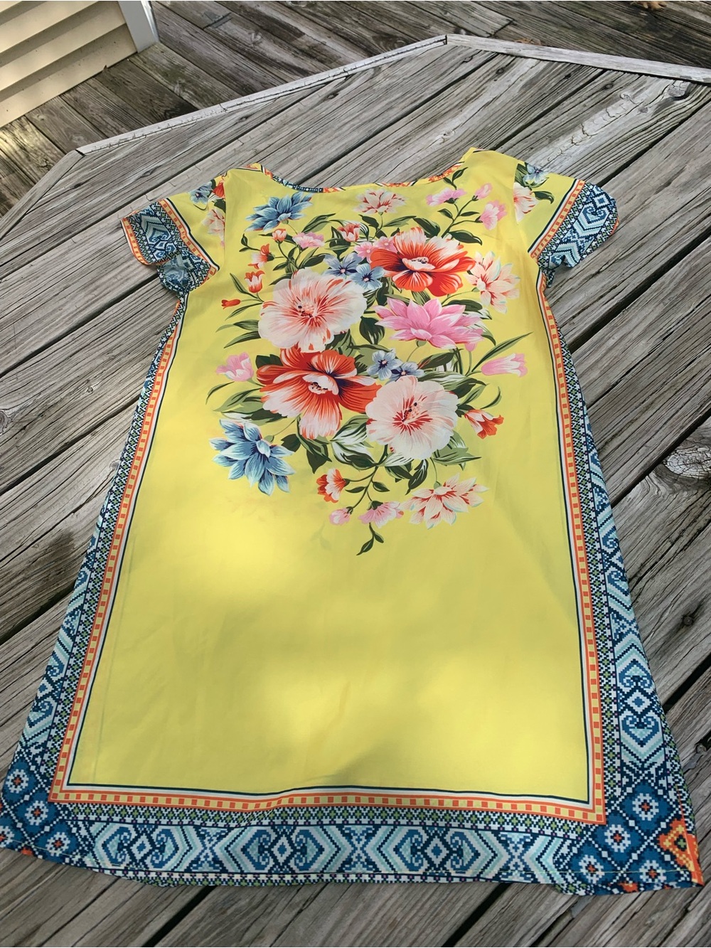 FARM Rio dress size M yellow floral print with blue boarder